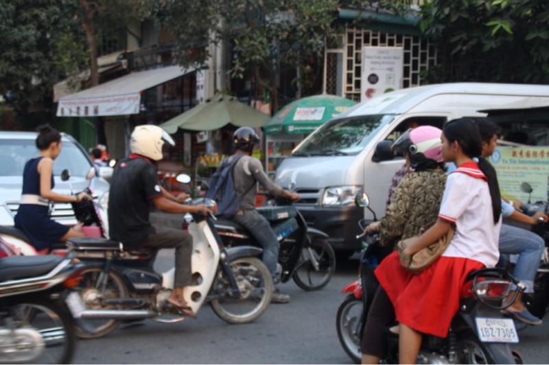 traffic-phnom-penh-singapbyart.com_.jpg
